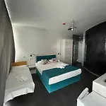 H Pe Plaja Belona 酒店